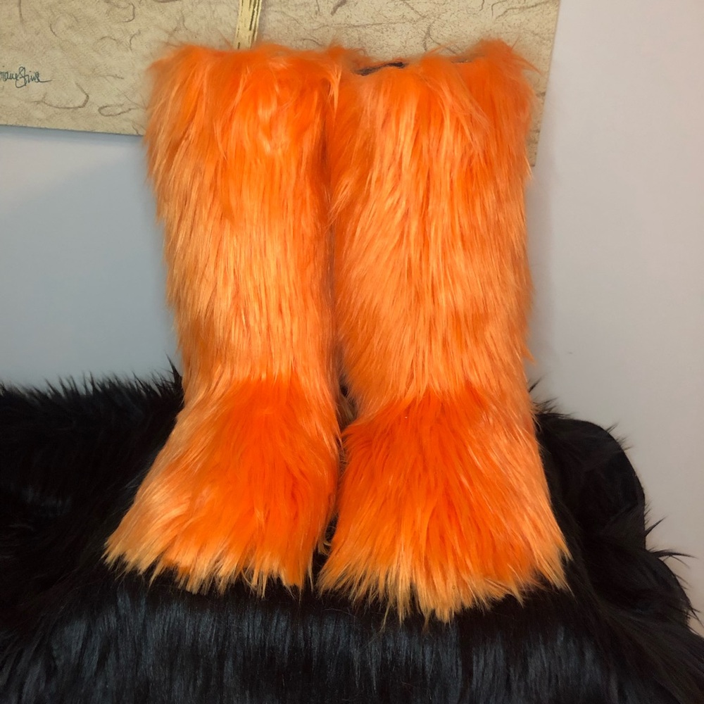 Women fur boots - Picture 1 of 2